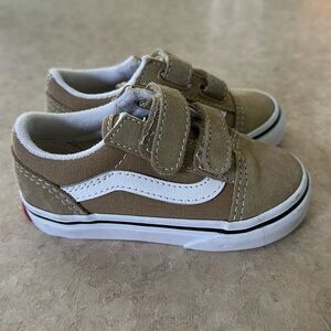 Never worn toddler vans